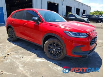 Czwarte zdjęcie samochodu z boku: 2025 HONDA HR-V SPORT VIN:3CZRZ1H5XSM751796 - miniatura