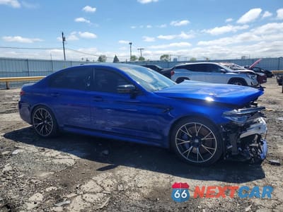 Czwarte zdjęcie samochodu z boku: 2019 BMW M5 VIN:WBSJF0C56KB447281 - miniatura