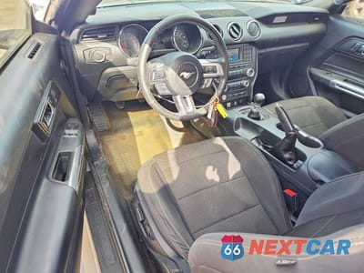 Zdjęcie 8 z 13 samochodu: 2017 FORD MUSTANG VIN:1FA6P8AM3H5311075 - miniatura