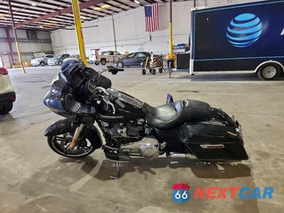 Trzecie zdjęcie samochodu z tyłu: 2021 HARLEY DAVIDSON FLTRX VIN:1HD1KHC15MB618022 - miniatura