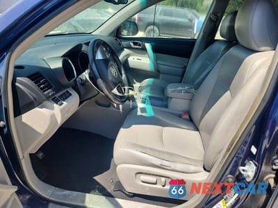 Zdjęcie 7 z 13 samochodu: 2012 TOYOTA HIGHLANDER SE VIN:5TDZK3EHXCS083942 - miniatura
