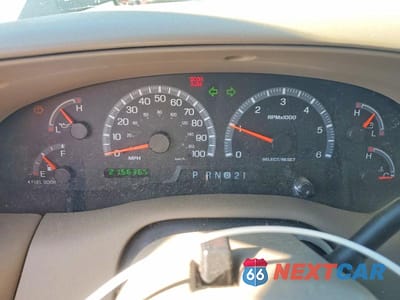 Zdjęcie 9 z 13 samochodu: 2002 FORD EXPEDITION EDDIE BAUER VIN:1FMRU17L12LA50243 - miniatura