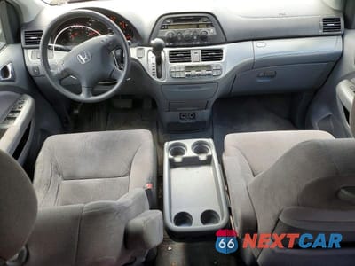 Zdjęcie 8 z 13 samochodu: 2005 HONDA ODYSSEY EX VIN:5FNRL38455B415945 - miniatura