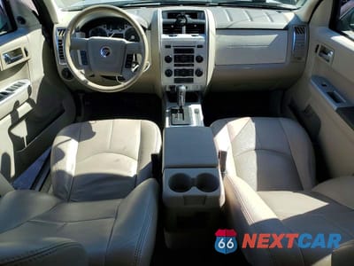 Zdjęcie 8 z 12 samochodu: 2011 MERCURY MARINER VIN:4M2CN8B76BKJ01083 - miniatura