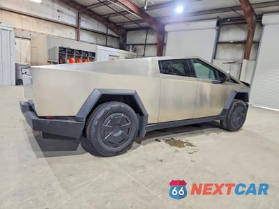 Trzecie zdjęcie samochodu z tyłu: 2026 TESLA CYBERTRUCK VIN:7G2CEHED0TA090176 - miniatura