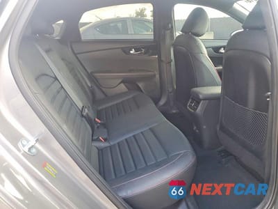 Zdjęcie 10 z 12 samochodu: 2023 KIA FORTE GT VIN:3KPF44AC2PE625368 - miniatura
