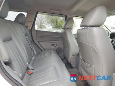 Zdjęcie 11 z 13 samochodu: 2006 JEEP GRAND CHEROKEE LAREDO VIN:1J4HR48N06C212771 - miniatura
