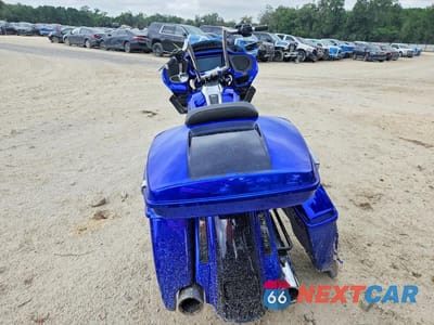 Czwarte zdjęcie samochodu z boku: 2024 HARLEY DAVIDSON FLTRX ROAD GLIDE VIN:1HD1KH717RB603507 - miniatura
