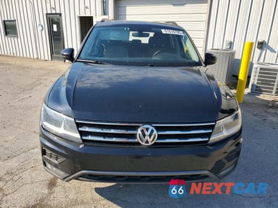 Piąte zdjęcie samochodu w środku: 2021 VOLKSWAGEN TIGUAN VIN:3VV2B7AX7MM105906 - miniatura