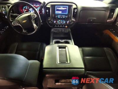 Zdjęcie 8 z 12 samochodu: 2018 CHEVROLET SILVERADO K1500 LTZ VIN:3GCUKSEC2JG256602 - miniatura
