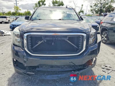 Piąte zdjęcie samochodu w środku: 2016 GMC YUKON DENALI VIN:1GKS2CKJ6GR397492 - miniatura
