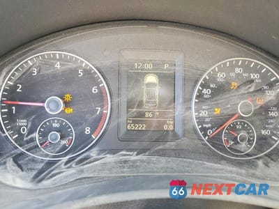 Zdjęcie 9 z 13 samochodu: 2015 VOLKSWAGEN EOS KOMFORT VIN:WVWBW8AH7FV000597 - miniatura