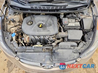 Zdjęcie 11 z 12 samochodu: 2013 HYUNDAI ELANTRA GLS VIN:5NPDH4AE1DH423092 - miniatura
