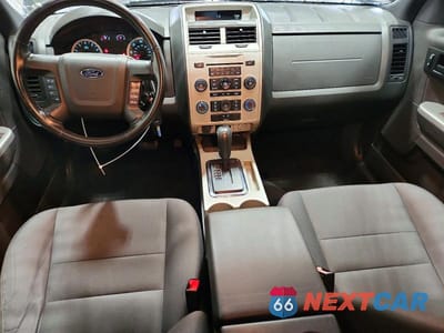 Zdjęcie 8 z 13 samochodu: 2012 FORD ESCAPE XLT VIN:1FMCU9D70CKA88906 - miniatura