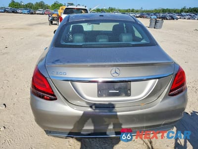 Zdjęcie 6 z 12 samochodu: 2020 MERCEDES-BENZ C 300 VIN:55SWF8DB2LU323778 - miniatura