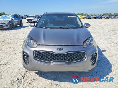 Piąte zdjęcie samochodu w środku: 2017 KIA SPORTAGE EX VIN:KNDPNCAC1H7077022 - miniatura