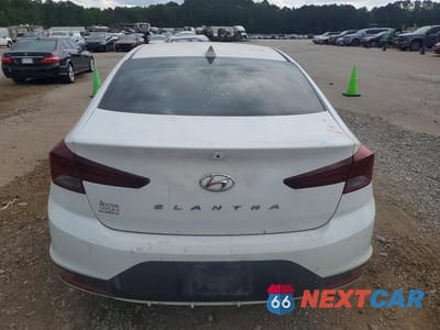 Zdjęcie 6 z 12 samochodu: 2019 HYUNDAI ELANTRA SEL VIN:5NPD84LF3KH436641 - miniatura
