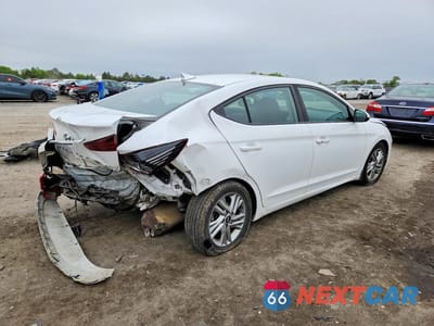 Trzecie zdjęcie samochodu z tyłu: 2020 HYUNDAI ELANTRA VALUE EDITION VIN:5NPD84LF9LH614862 - miniatura