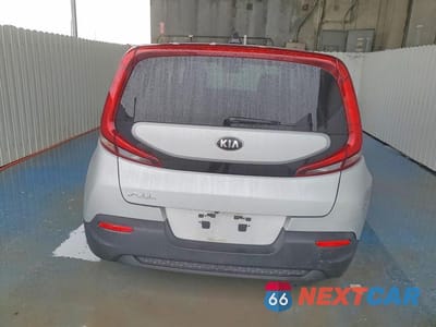 Zdjęcie 6 z 12 samochodu: 2021 KIA SOUL LX VIN:KNDJ23AU0M7766924 - miniatura