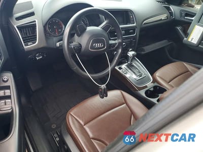 Zdjęcie 8 z 13 samochodu: 2014 AUDI Q5 PREMIUM PLUS VIN:WA1LFAFP8EA126009 - miniatura