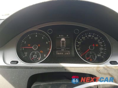Zdjęcie 9 z 13 samochodu: 2016 VOLKSWAGEN CC BASE VIN:WVWBN7AN2GE503572 - miniatura