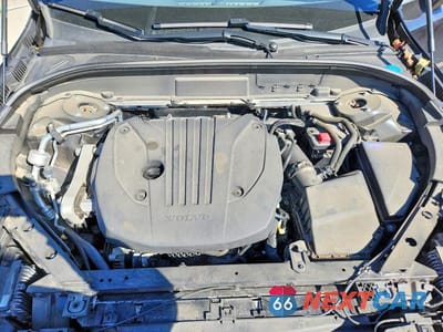 Zdjęcie 12 z 14 samochodu: 2022 VOLVO XC60 B5 MOMENTUM VIN:YV4L12RK6N1988149 - miniatura