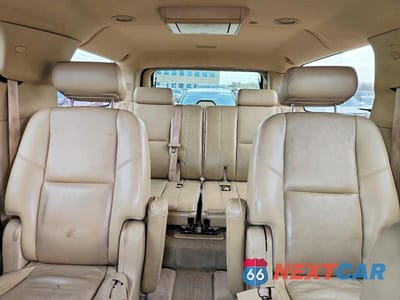 Zdjęcie 10 z 13 samochodu: 2010 CHEVROLET SUBURBAN K1500 LTZ VIN:1GNUKKE39AR147237 - miniatura