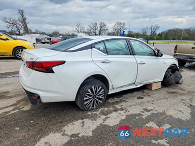 Trzecie zdjęcie samochodu z tyłu: 2024 NISSAN ALTIMA 2.5 SV VIN:1N4BL4DV9RN326916 - miniatura