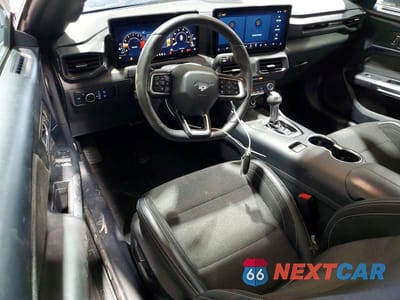 Zdjęcie 8 z 12 samochodu: 2024 FORD MUSTANG VIN:1FA6P8TH7R5118638 - miniatura