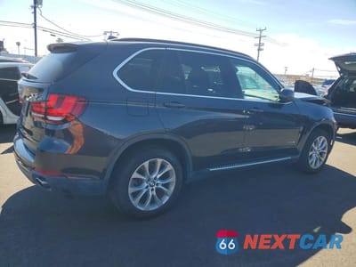 Trzecie zdjęcie samochodu z tyłu: 2016 BMW X5 SDRIVE35I VIN:5UXKR2C58G0R72150 - miniatura