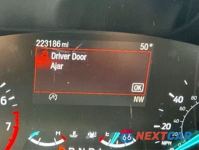 Zdjęcie 8 z 12 samochodu: 2021 FORD ESCAPE SE VIN:1FMCU9G64MUA36252 - miniatura