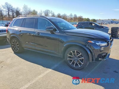 Czwarte zdjęcie samochodu z boku: 2019 VOLVO XC90 T5 MOMENTUM VIN:YV4102PK4K1494025 - miniatura