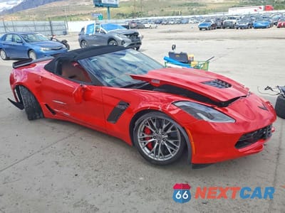 Czwarte zdjęcie samochodu z boku: 2019 CHEVROLET CORVETTE Z06 3LZ VIN:1G1YU3D66K5605307 - miniatura
