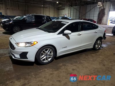 2019 FORD FUSION SE 3FA6P0LU7KR181532 - główne zdjęcie licytacji z USA - miniatura