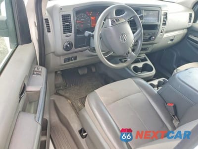 Zdjęcie 8 z 13 samochodu: 2019 NISSAN NV 2500 UTILITY / SERVICE VAN VIN:1N6BF0KY9KN806576 - miniatura