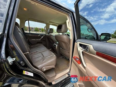 Zdjęcie 6 z 10 samochodu: 2010 LEXUS GX 460 VIN:JTJBM7FX4A5000420 - miniatura