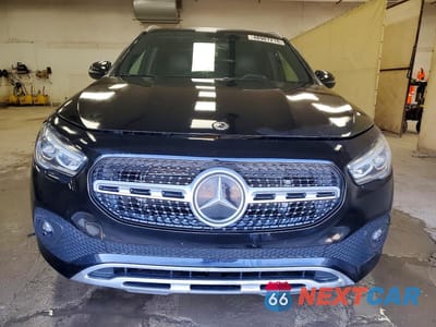 Piąte zdjęcie samochodu w środku: 2021 MERCEDES-BENZ GLA 250 4MATIC VIN:W1N4N4HB6MJ188547 - miniatura