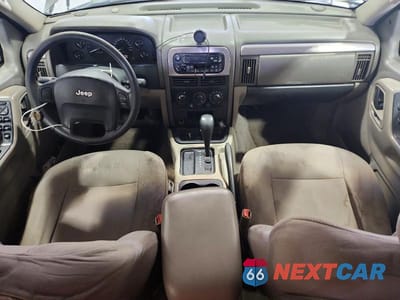 Zdjęcie 8 z 13 samochodu: 2004 JEEP GRAND CHEROKEE LAREDO VIN:1J4GX48S74C171124 - miniatura