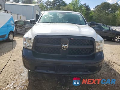 Piąte zdjęcie samochodu w środku: 2021 RAM 1500 CLASSIC TRADESMAN VIN:1C6RR6FG9MS598336 - miniatura