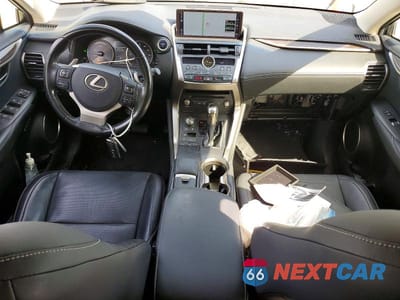 Zdjęcie 8 z 14 samochodu: 2018 LEXUS NX 300H VIN:JTJBJRBZ3J2088440 - miniatura