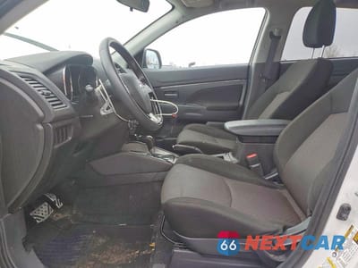 Zdjęcie 7 z 13 samochodu: 2018 MITSUBISHI RVR SE LIMITED VIN:JA4AJ4AW0JZ606322 - miniatura