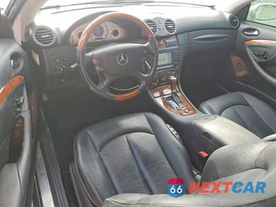 Zdjęcie 8 z 12 samochodu: 2006 MERCEDES-BENZ CLK 500 VIN:WDBTK75G26T058431 - miniatura