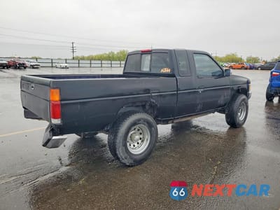 Trzecie zdjęcie samochodu z tyłu: 1995 NISSAN TRUCK XE V6 VIN:1N6HD16Y3SC449732 - miniatura