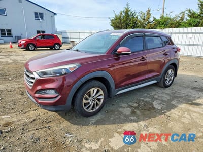 2017 HYUNDAI TUCSON SE PLUS KM8J33A41HU420204 - główne zdjęcie licytacji z USA - miniatura