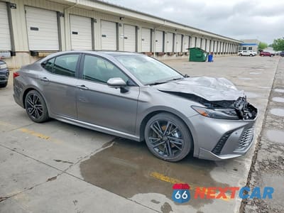 Czwarte zdjęcie samochodu z boku: 2025 TOYOTA CAMRY XSE VIN:4T1DAACK1SU560182 - miniatura