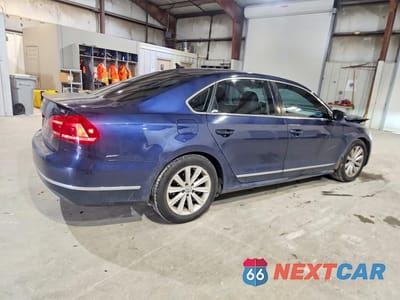 Trzecie zdjęcie samochodu z tyłu: 2012 VOLKSWAGEN PASSAT SEL VIN:1VWCH7A33CC051743 - miniatura