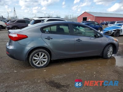 Trzecie zdjęcie samochodu z tyłu: 2014 KIA FORTE LX VIN:KNAFX4A64E5254754 - miniatura