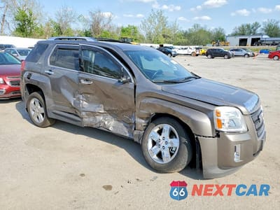 Czwarte zdjęcie samochodu z boku: 2012 GMC TERRAIN SLT VIN:2GKFLXEK4C6150763 - miniatura