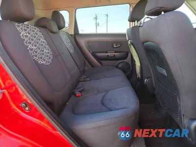 Zdjęcie 10 z 12 samochodu: 2011 KIA SOUL + VIN:KNDJT2A22B7236215 - miniatura