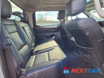 Zdjęcie 10 z 12 samochodu: 2024 TOYOTA TUNDRA LIMITED HV VIN:5TFWC5DB2RX075507 - miniatura